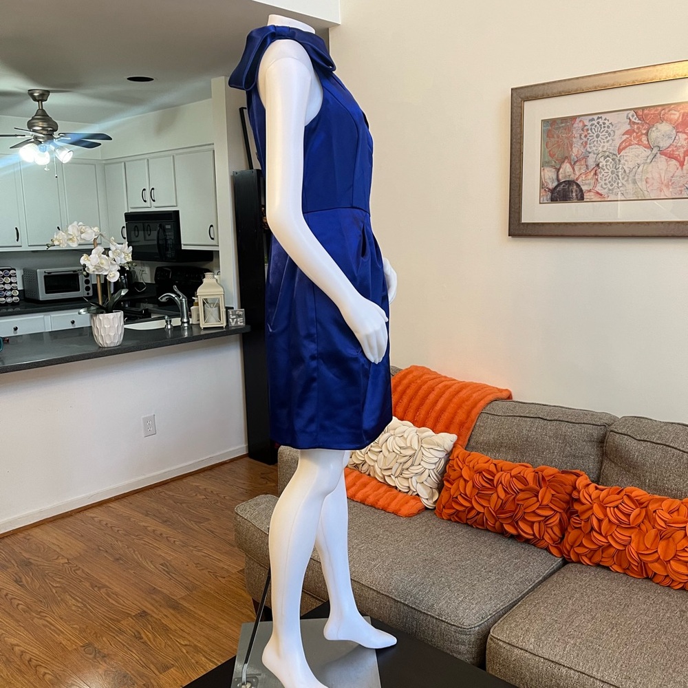 ❣️🆕Aidan by ADRIANNA PAPELL One Shoulder Satin Bow Cocktail Dress❣️ - Picture 7 of 11